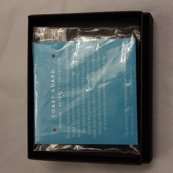 NWT, Alex and Ani U.S. Coast Guard Bangle Bracelet - Picture 7 of 8